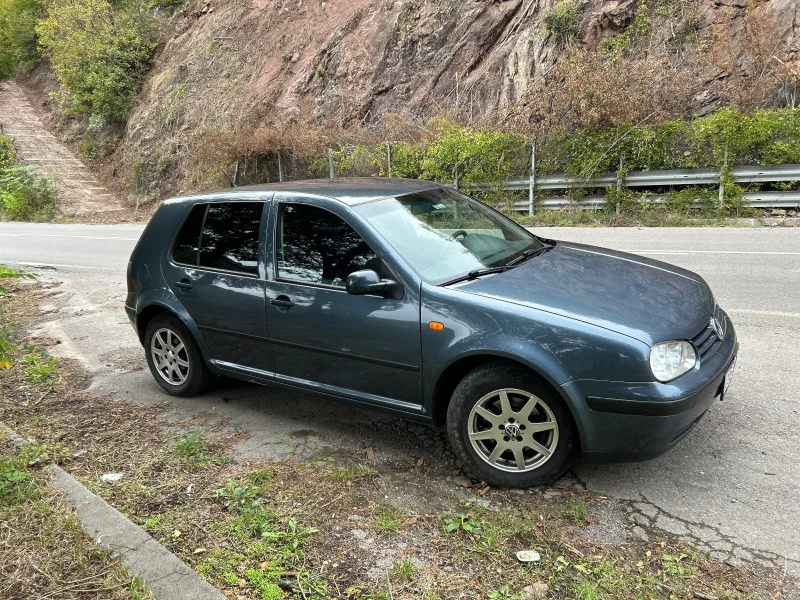 VW Golf 4 4MOTION, снимка 4 - Автомобили и джипове - 47281944