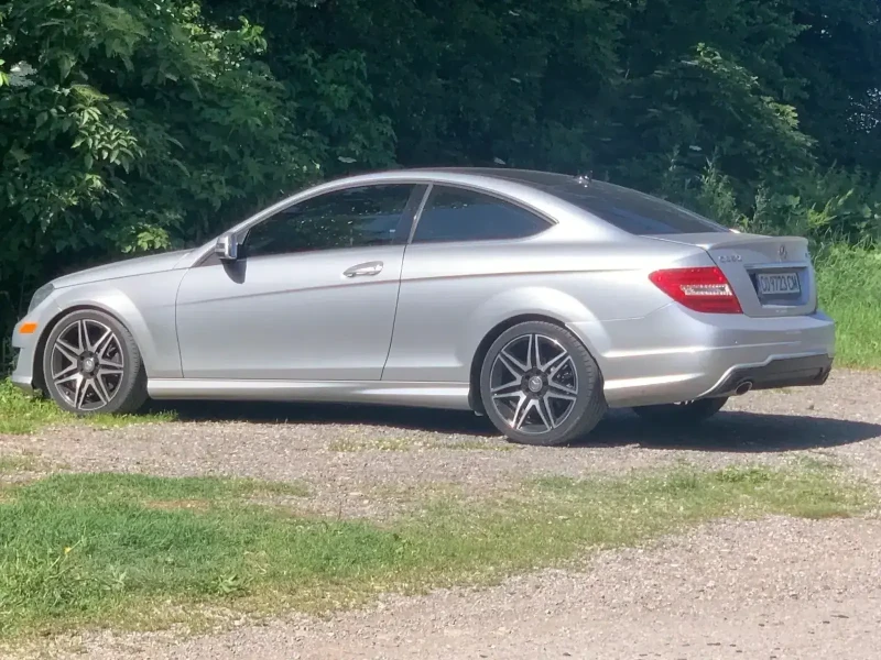 Mercedes-Benz C 350 AMG, снимка 15 - Автомобили и джипове - 48592343