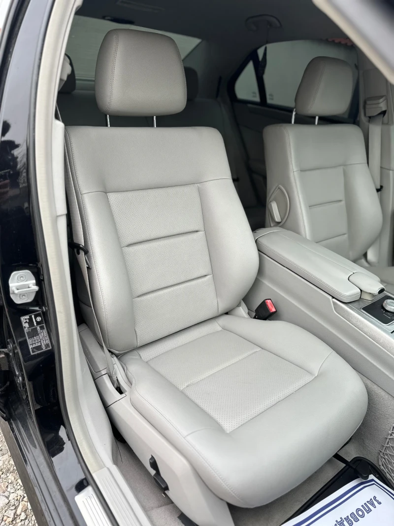 Mercedes-Benz E 250, снимка 12 - Автомобили и джипове - 50000189