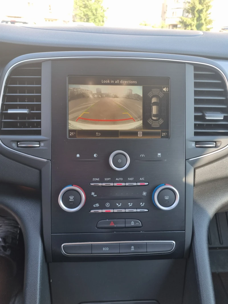 Renault Talisman 1.6 dCi Energy, снимка 10 - Автомобили и джипове - 52678334