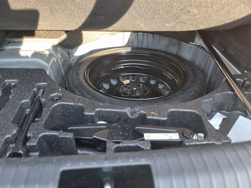 Renault Talisman 1.6 dCi Energy, снимка 12 - Автомобили и джипове - 52678334