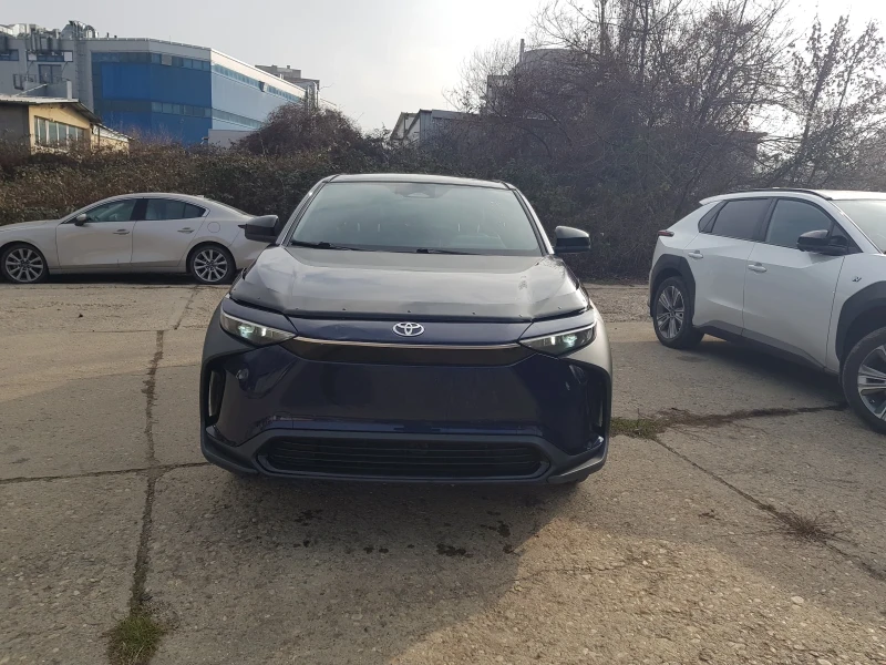 Toyota bZ4X 4х4, снимка 2 - Автомобили и джипове - 52878669