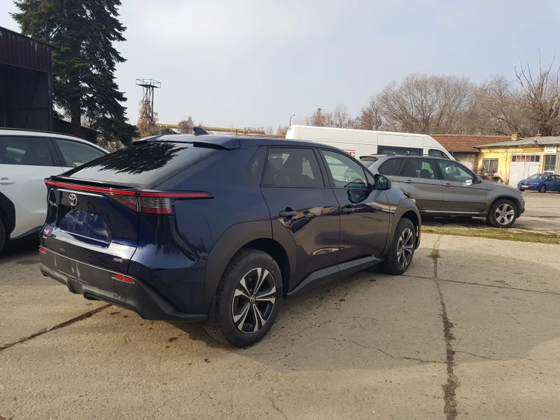 Toyota bZ4X 4х4, снимка 5 - Автомобили и джипове - 52878669