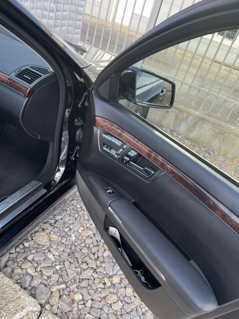 Mercedes-Benz S 550  388HP AMG 4 Matic, снимка 9 - Автомобили и джипове - 53182576