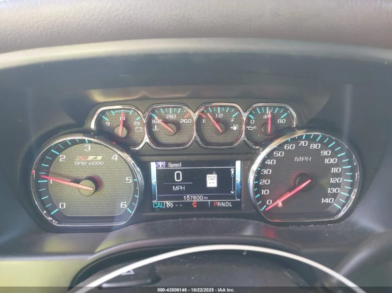 Chevrolet Silverado 5.3L V-8 DI, VVT, 355HP 4X4 Drive, снимка 7 - Автомобили и джипове - 53213430