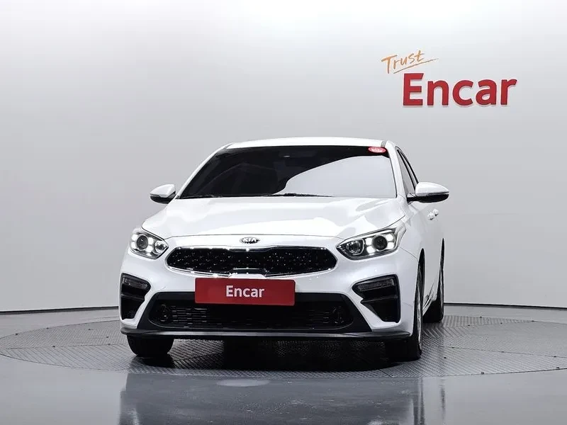 Kia K3 LUXURY, снимка 5 - Автомобили и джипове - 55187946