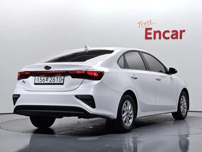Kia K3 LUXURY, снимка 4 - Автомобили и джипове - 55187946