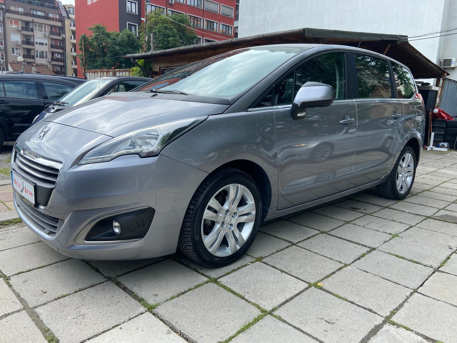 Peugeot 5008 1.6 HDi EURO5B * FACELIFT*  - изображение 3