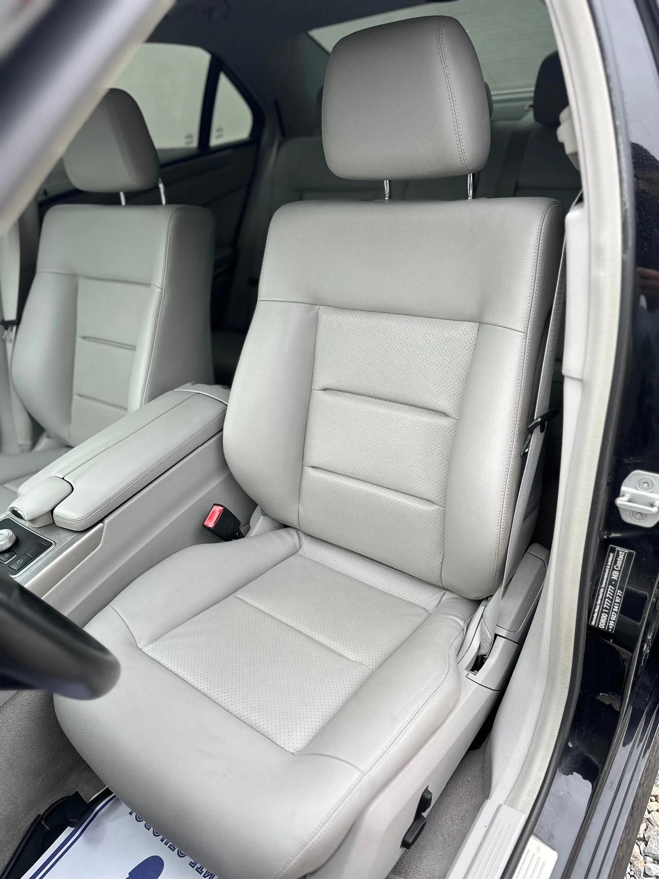 Mercedes-Benz E 250 | Mobile.bg — изображение 11