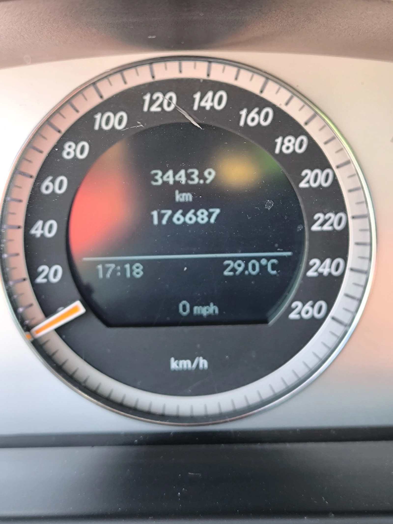 Mercedes-Benz C 180  - изображение 3
