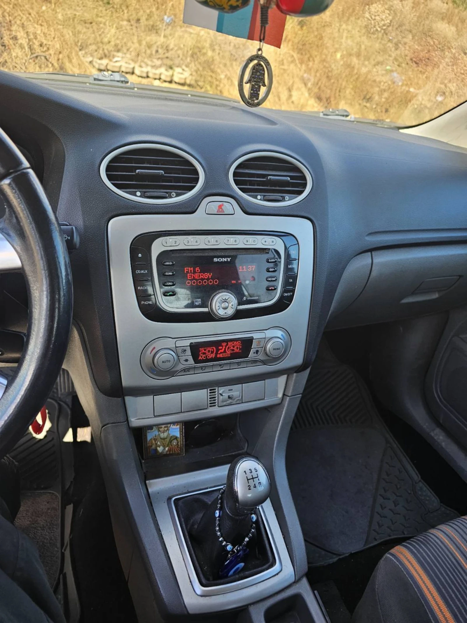 Ford Focus 1.6Д - изображение 8