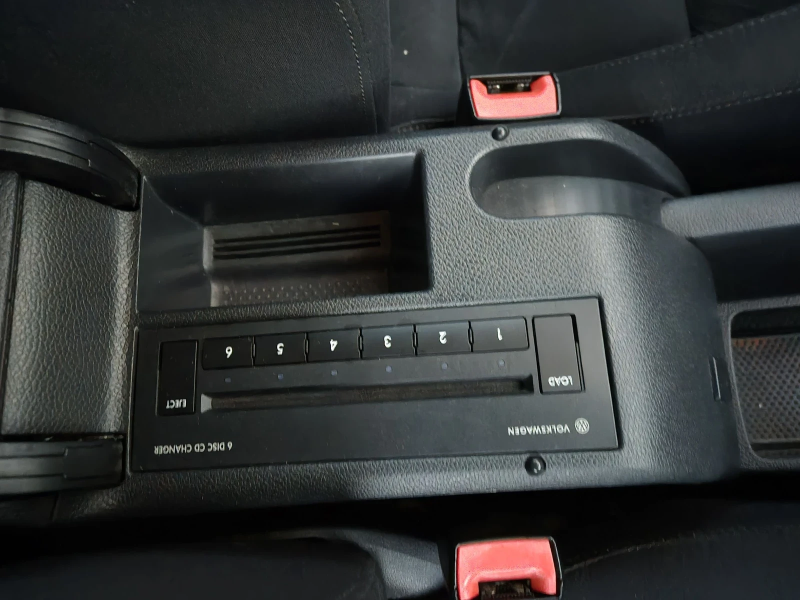 VW Golf 1.4 AUTOMAT  - изображение 5