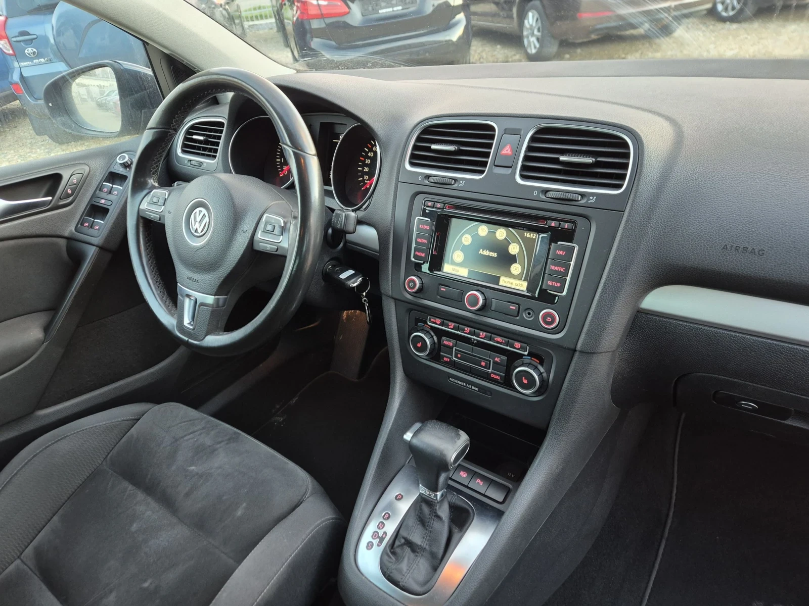 VW Golf 1.4 AUTOMAT  - изображение 6