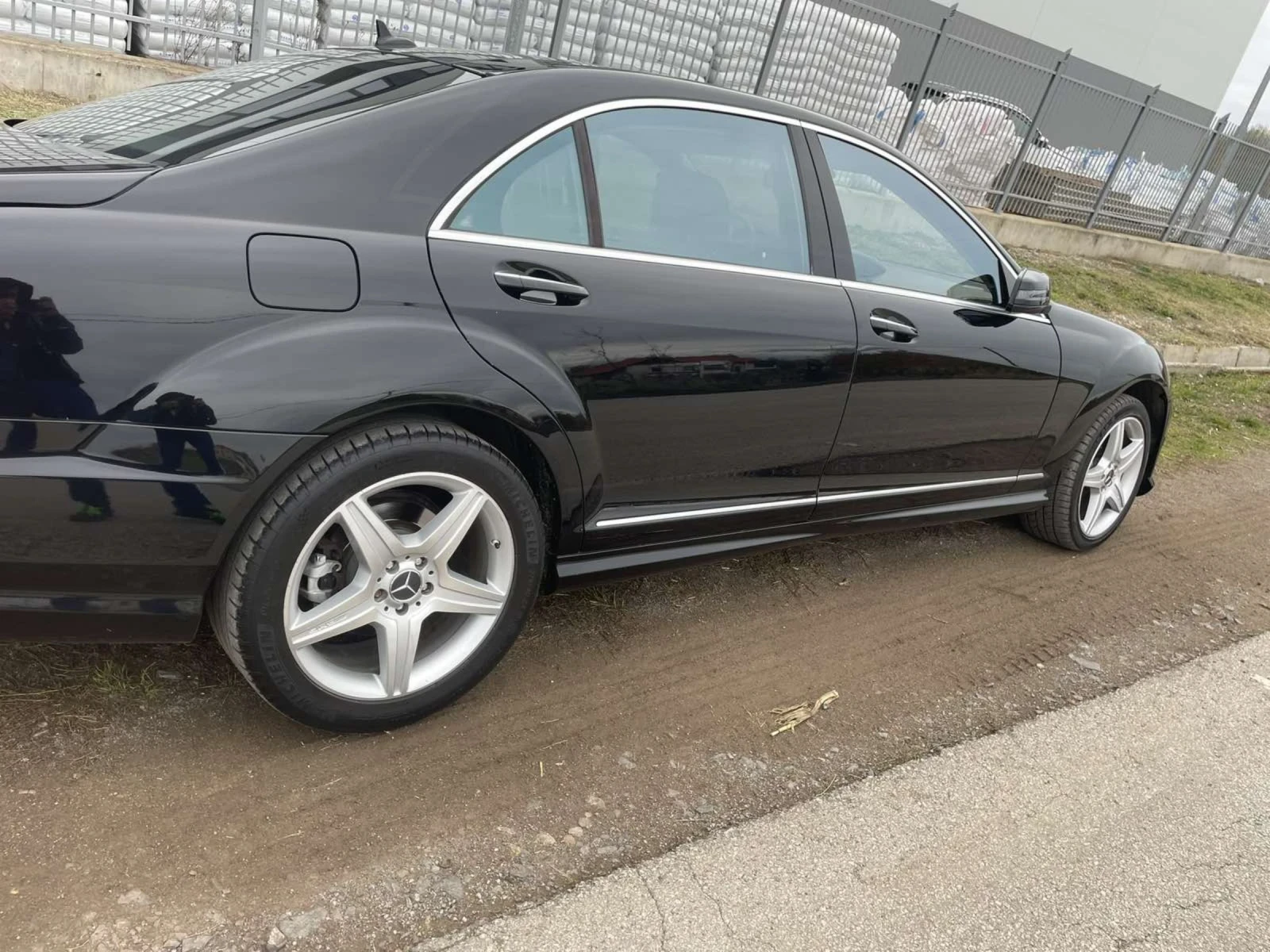 Mercedes-Benz S 550  388HP AMG 4 Matic - изображение 4