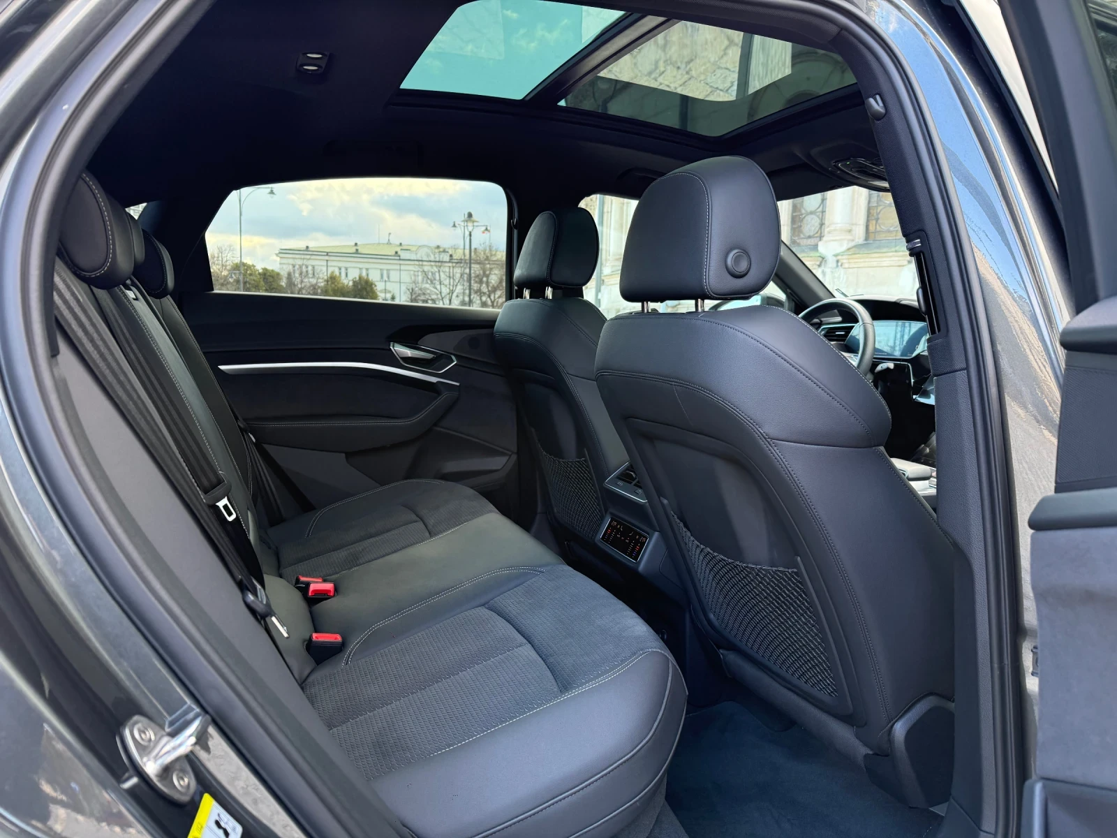 Audi E-Tron Quattro* 95Kwh* Sportback* Pano* S-Line* 360 | Mobile.bg � ����������� 10