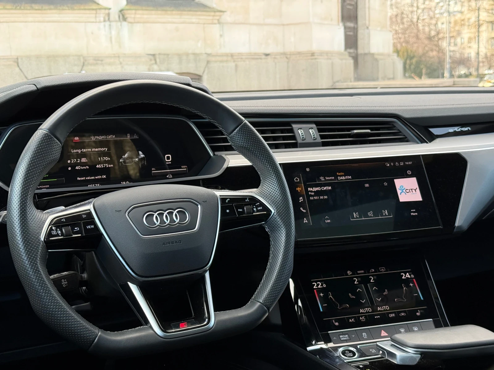 Audi E-Tron Quattro* 95Kwh* Sportback* Pano* S-Line* 360 | Mobile.bg � ����������� 7