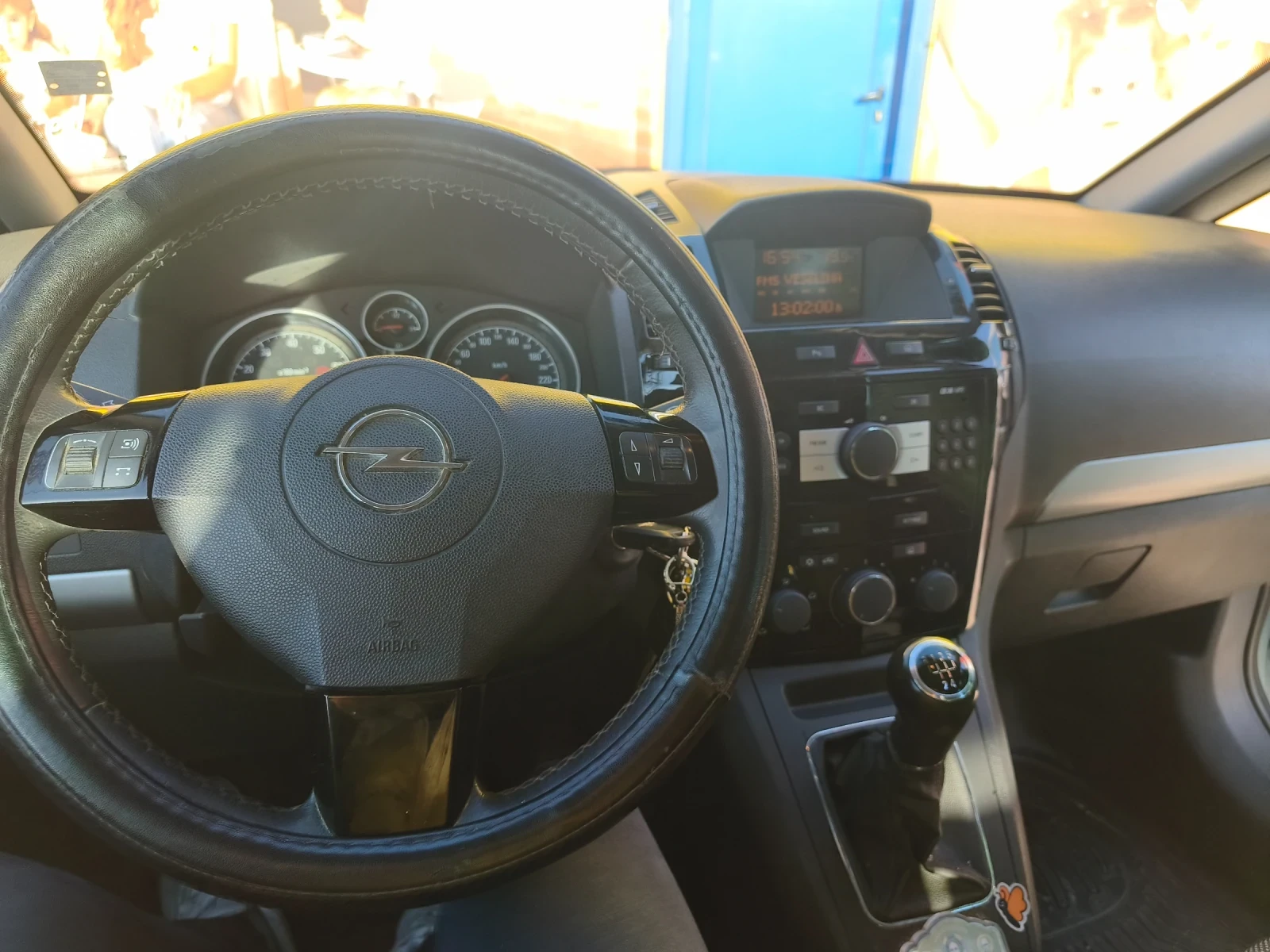 Opel Zafira, снимка 9 - Автомобили и джипове - 53941807