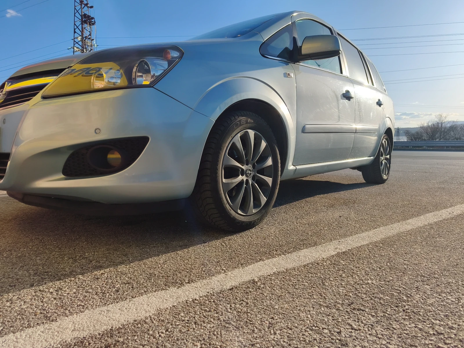 Opel Zafira, снимка 5 - Автомобили и джипове - 53941807