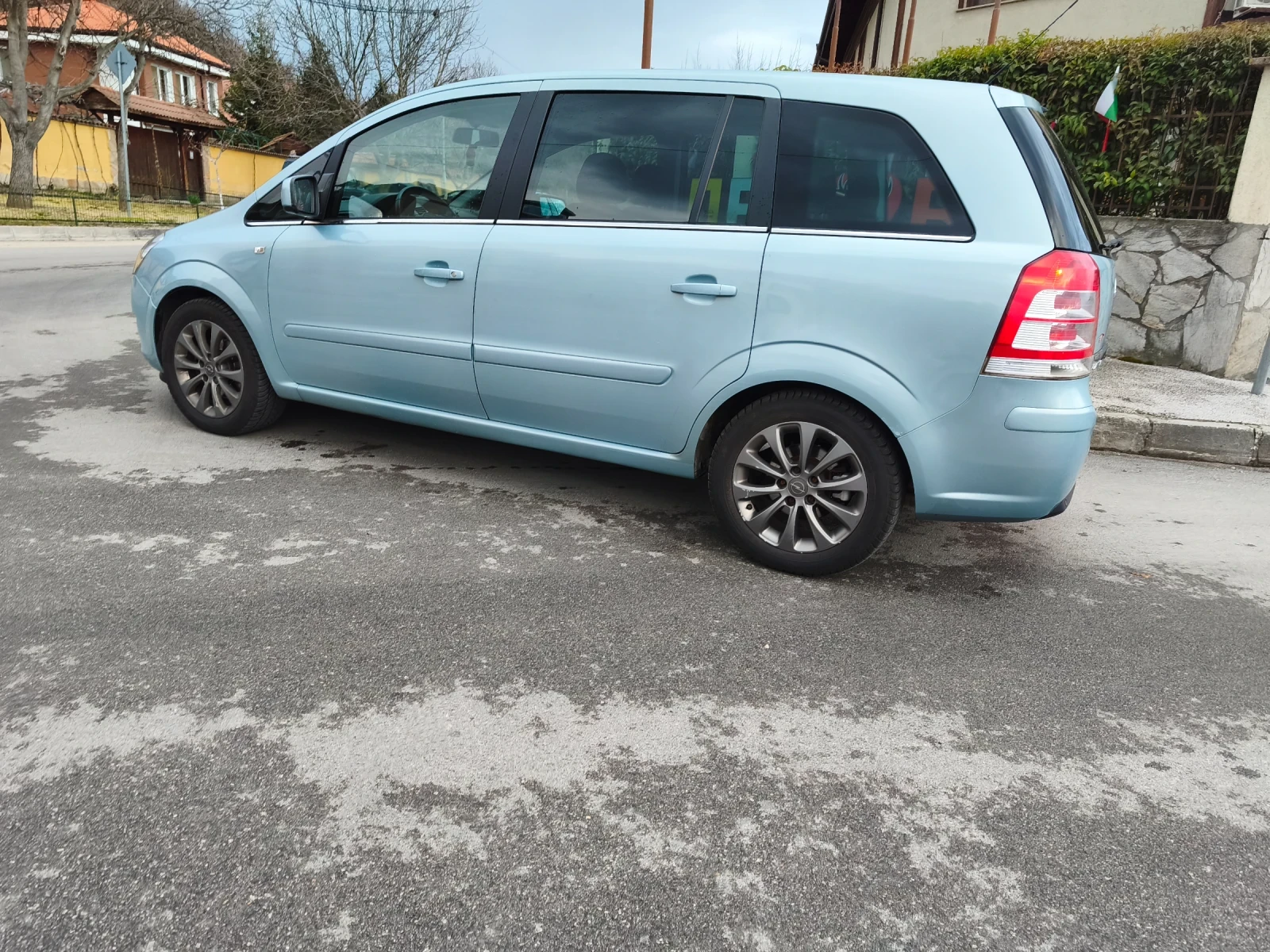 Opel Zafira, снимка 3 - Автомобили и джипове - 53941807