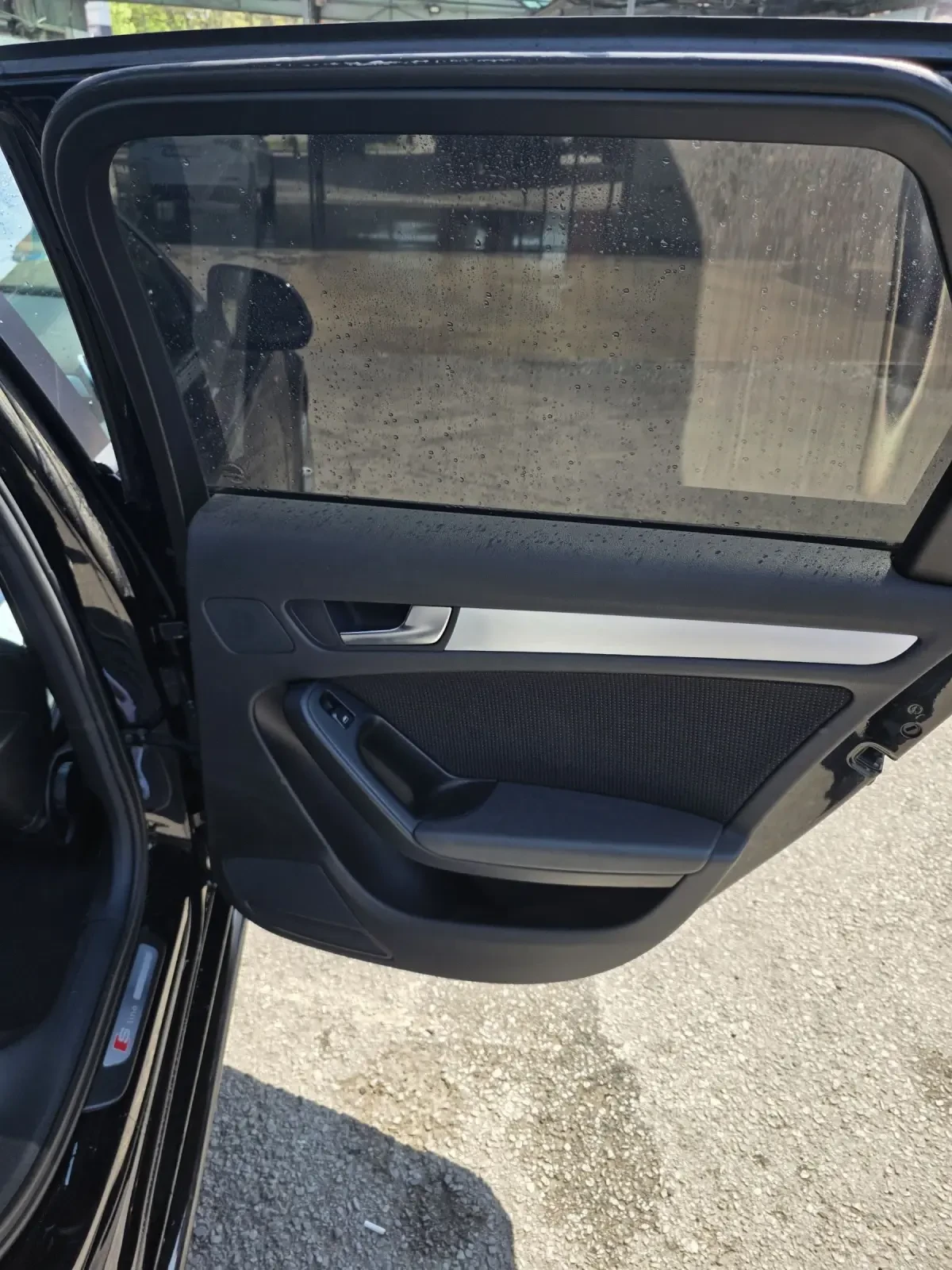 Audi A4 2.0TDI, снимка 8 - Автомобили и джипове - 54340760