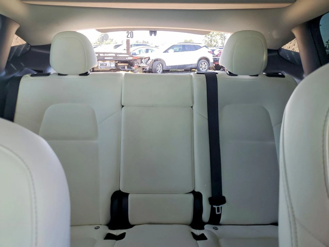 Tesla Model Y, снимка 10 - Автомобили и джипове - 54416965