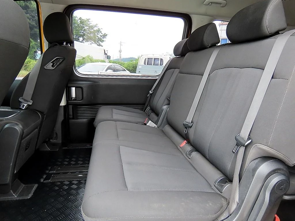 Hyundai Staria Smart* BLIND SPOT* КРАЙНА ЦЕНА, снимка 6 - Автомобили и джипове - 55367073
