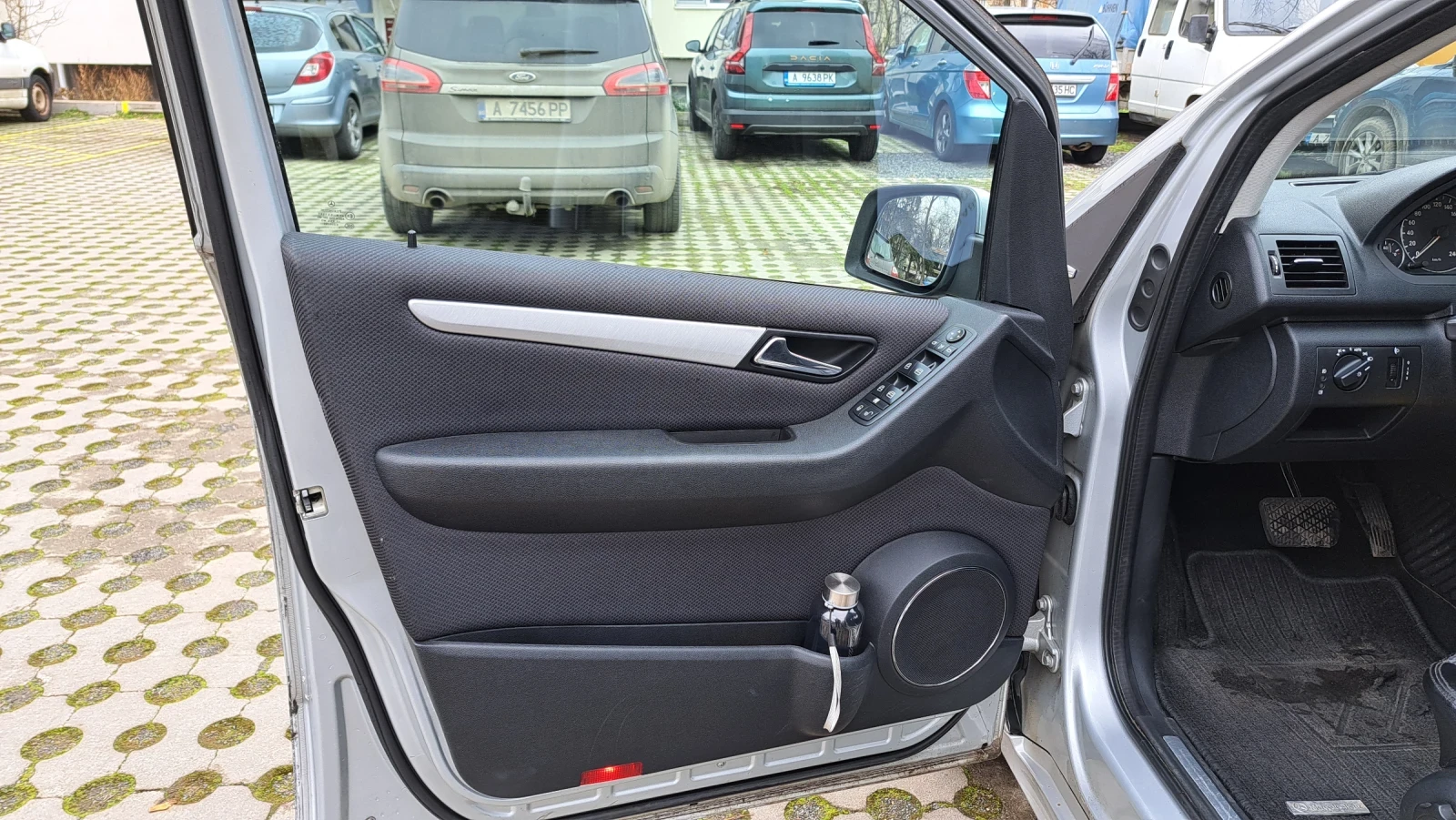 Mercedes-Benz A 180 Mercedes -Benz A180 CDI Facelift Автоматик, снимка 13 - Автомобили и джипове - 55606071