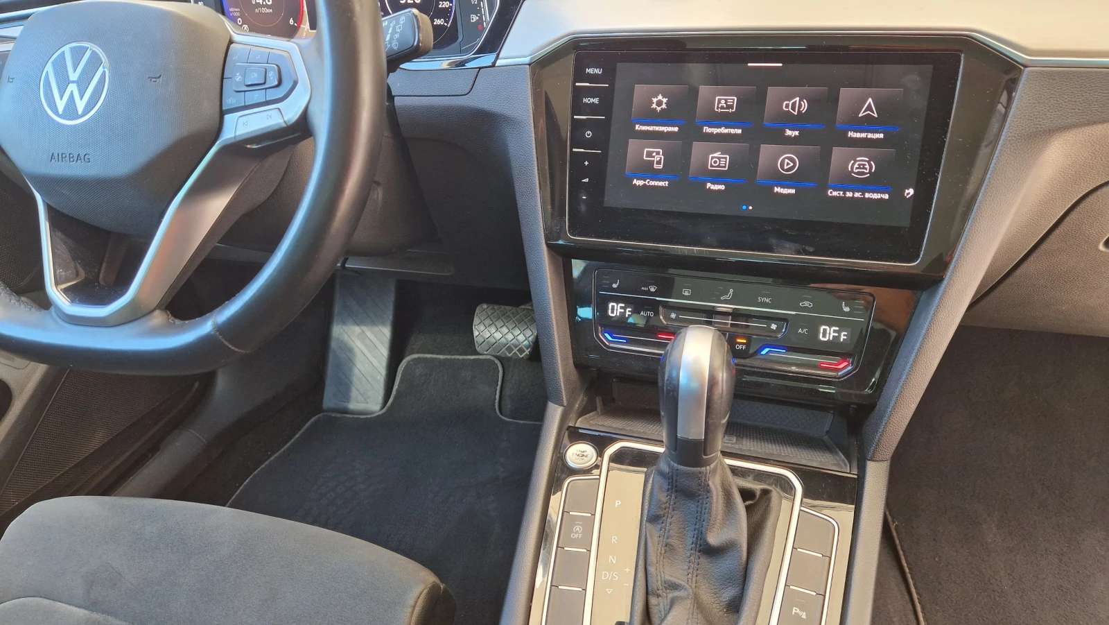 VW Passat, снимка 11 - Автомобили и джипове - 55681596