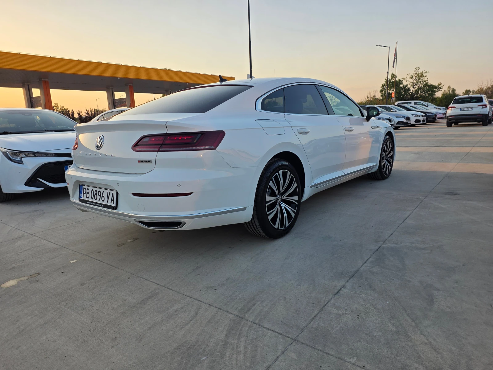 VW Arteon С-Гаранция-А/Т-190кс, снимка 5 - Автомобили и джипове - 55925458