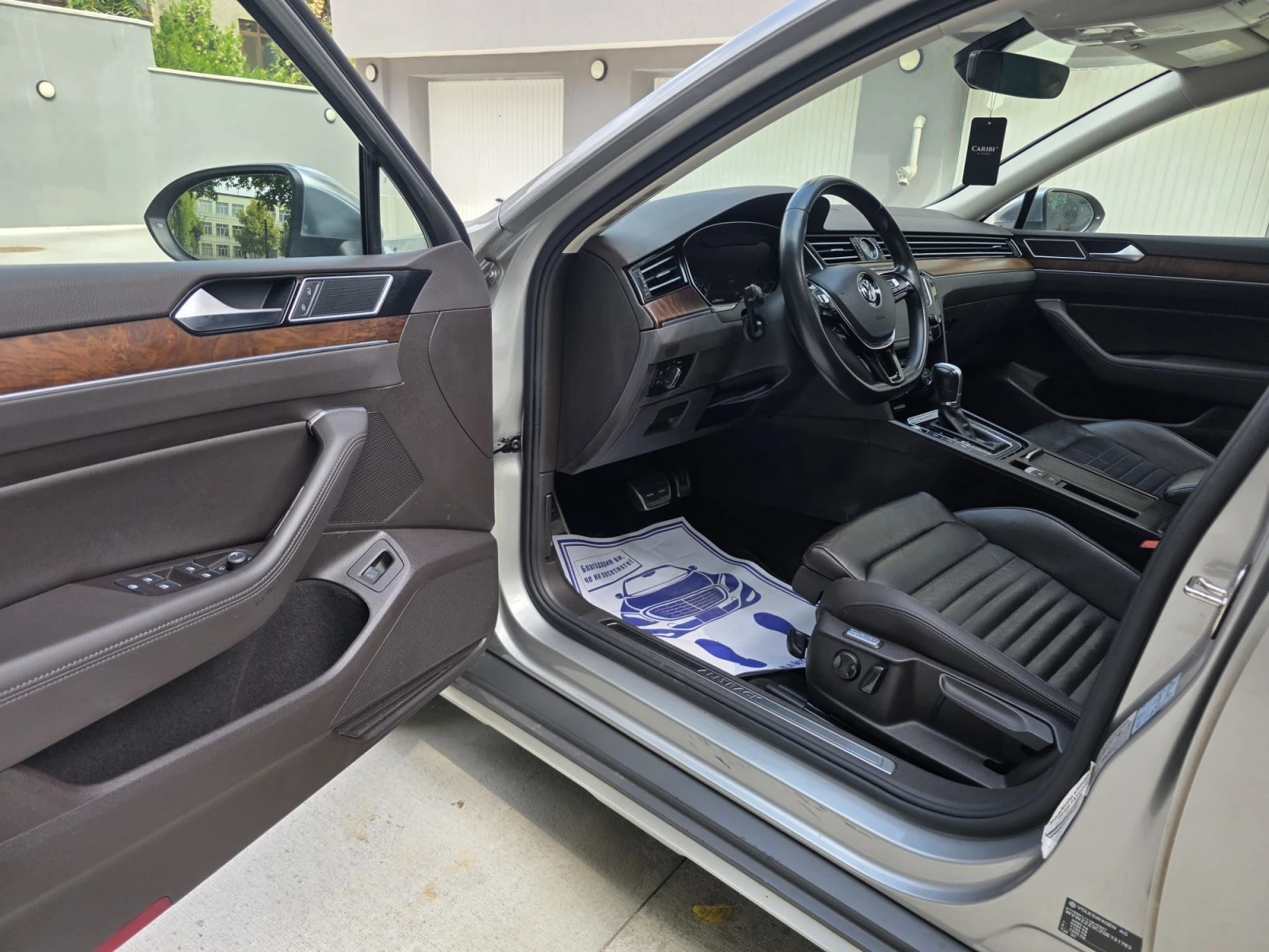 VW Alltrack 2.0 TDI* 190к.с.* 4Motion* Digital Distronic* SWIS, снимка 14 - Автомобили и джипове - 56167598