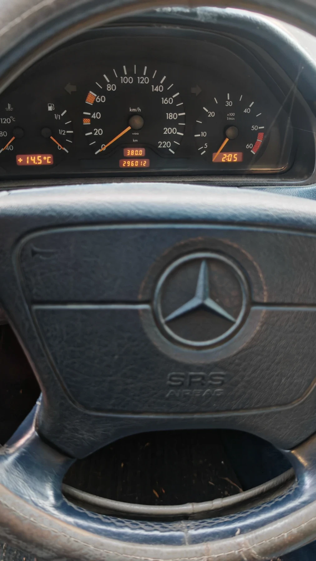 Mercedes-Benz 220, снимка 3 - Автомобили и джипове - 56686772