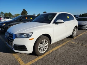     Audi Q5 * KOMFORT * CARFAX *   