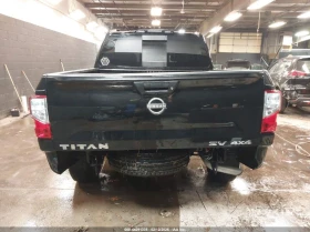 Nissan Titan crew cab 5.6l Titan Sv 4X4, снимка 6