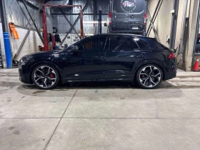 Audi RSQ8 * 4.0 TFSI quattro * CARFAX * B&O* ПАНО* ОБДУХВАНЕ, снимка 2 - Автомобили и джипове - 53632386