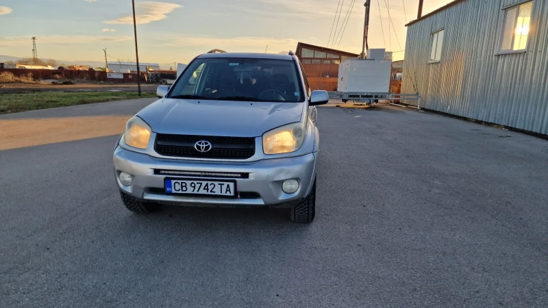 Toyota Rav4 2.0 vvt, снимка 1 - Автомобили и джипове - 47664070