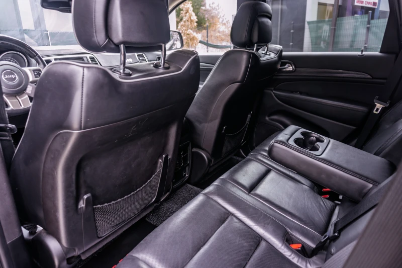 Jeep Grand cherokee 3.6i-V6-6 МЕСЕЦА ГАРАНЦИЯ-РЕАЛНИ КИЛОМЕТРИ-ТОП, снимка 17 - Автомобили и джипове - 51399532