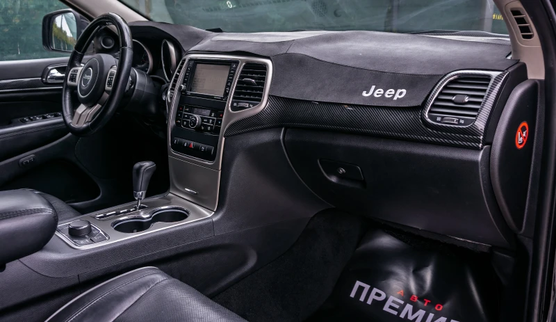Jeep Grand cherokee 3.6i-V6-6 МЕСЕЦА ГАРАНЦИЯ-РЕАЛНИ КИЛОМЕТРИ-ТОП, снимка 13 - Автомобили и джипове - 51399532