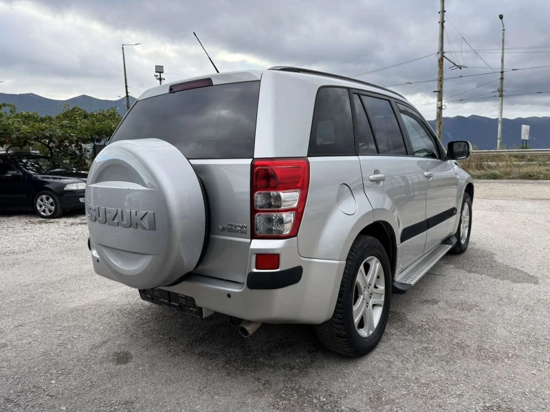 Suzuki Grand vitara 1.9DDiS КОЖА DVD-TV 4x4, снимка 6 - Автомобили и джипове - 51959629