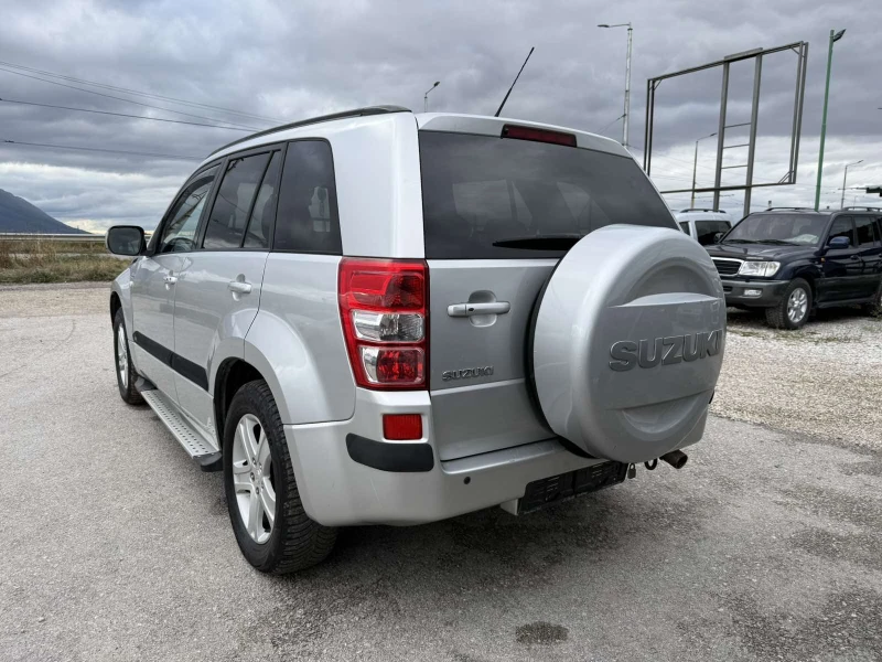 Suzuki Grand vitara 1.9DDiS КОЖА DVD-TV 4x4, снимка 7 - Автомобили и джипове - 51959629