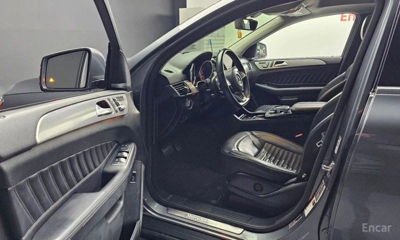 Mercedes-Benz GLE 350, снимка 10 - Автомобили и джипове - 53066017
