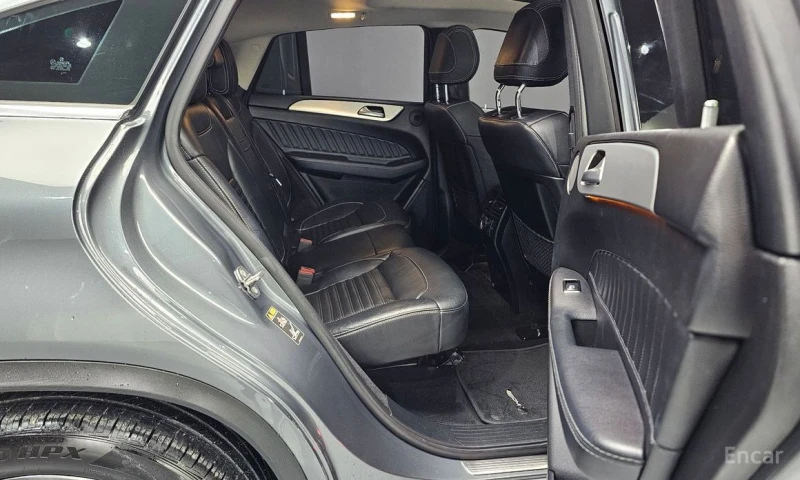 Mercedes-Benz GLE 350, снимка 12 - Автомобили и джипове - 53066017