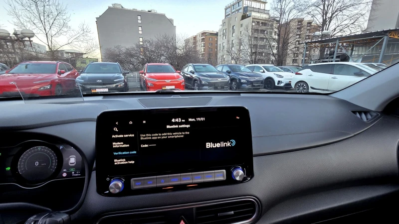 Hyundai Kona 64KWh/Premium/2020/Blue link/SOH100%, снимка 12 - Автомобили и джипове - 53157012