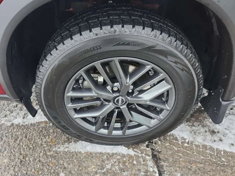 Nissan Rogue * S * CARFAX * ЦЕНА ДО БГ, снимка 14 - Автомобили и джипове - 53527045