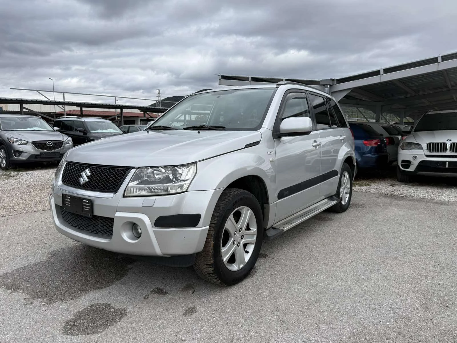 Suzuki Grand vitara 1.9DDiS КОЖА DVD-TV 4x4, снимка 1