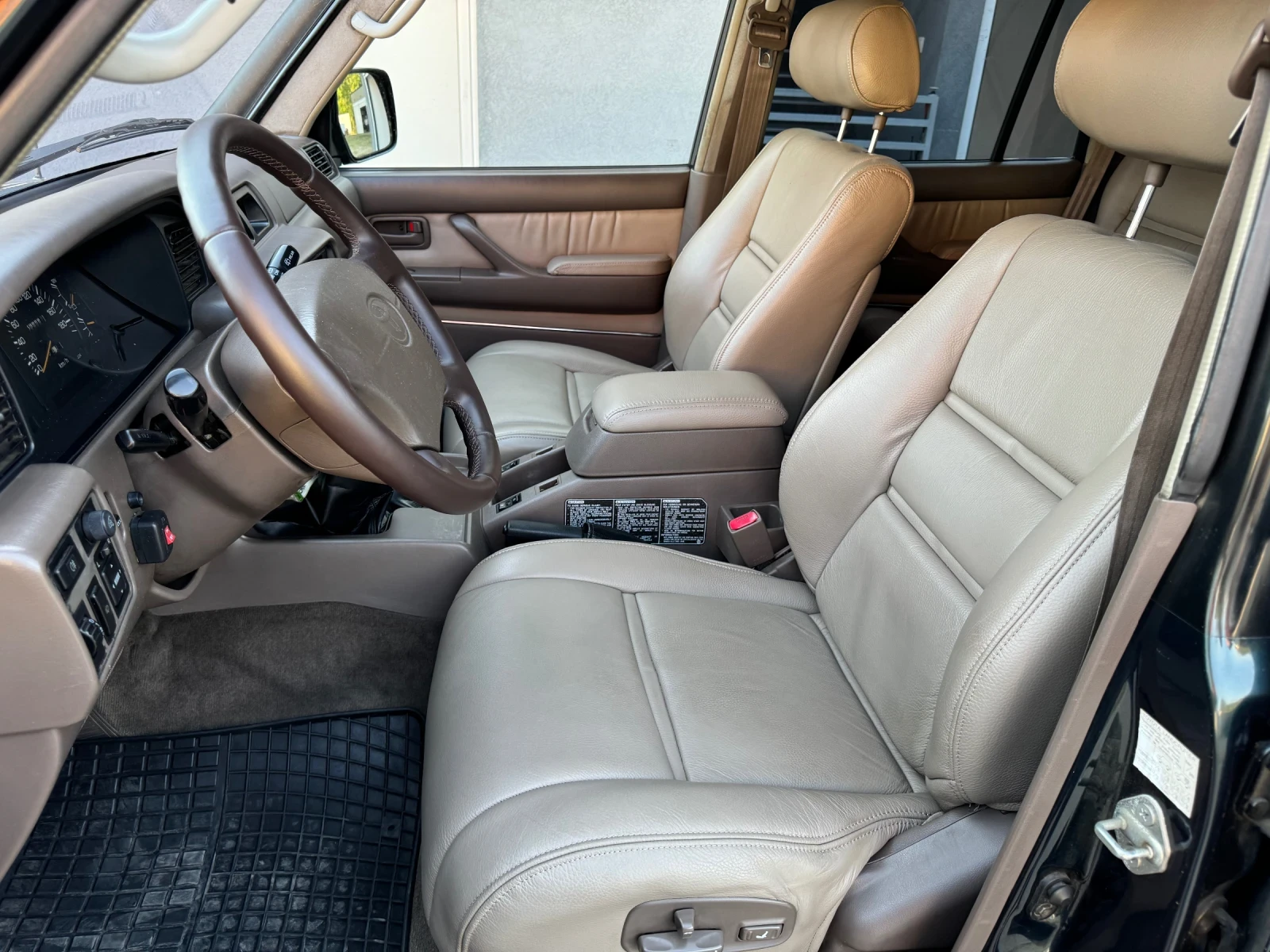 Toyota Land cruiser  - изображение 10