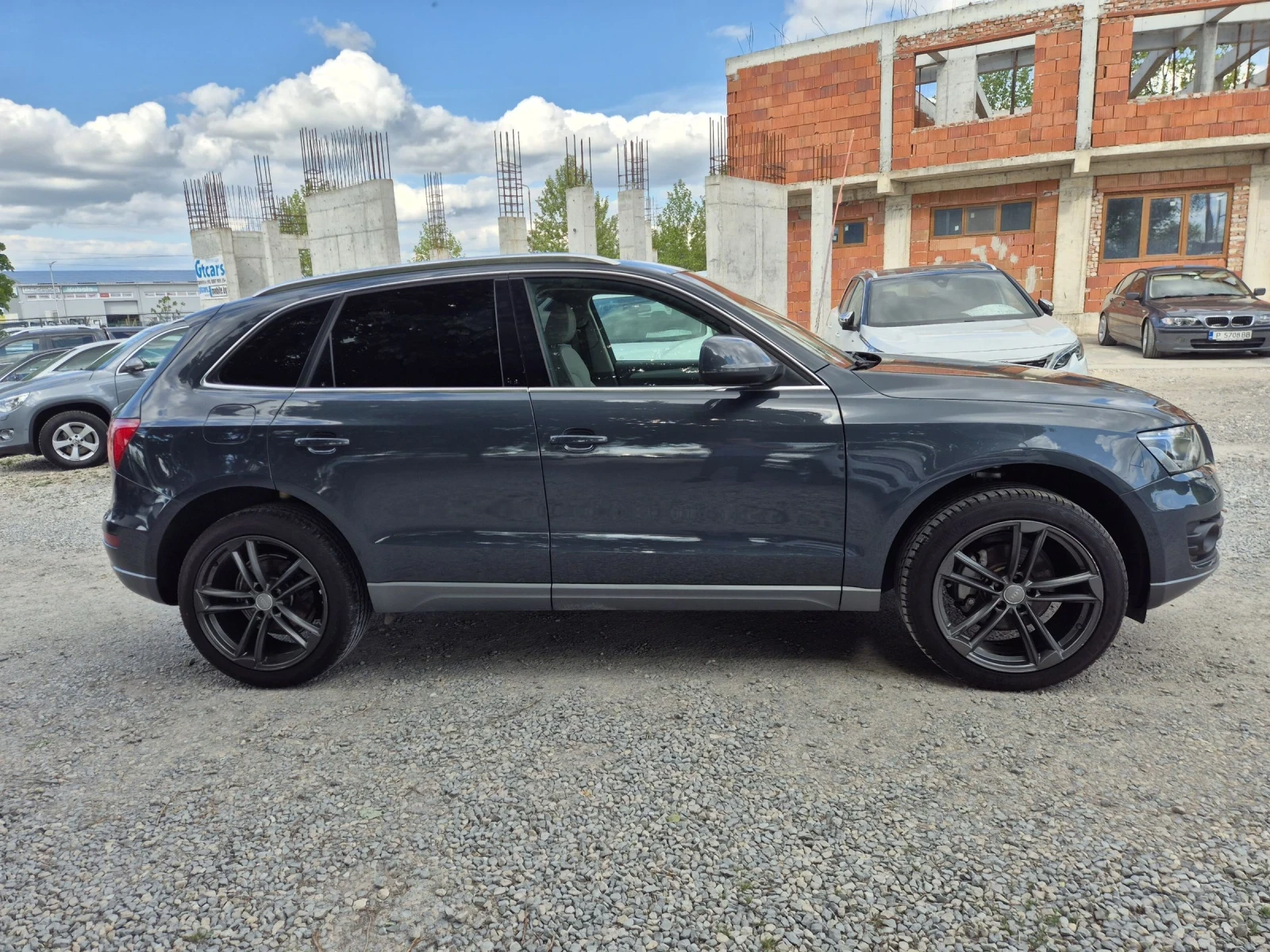 Audi Q5 2, 0i - PANORAMA-4X4, снимка 3 - Автомобили и джипове - 50806553