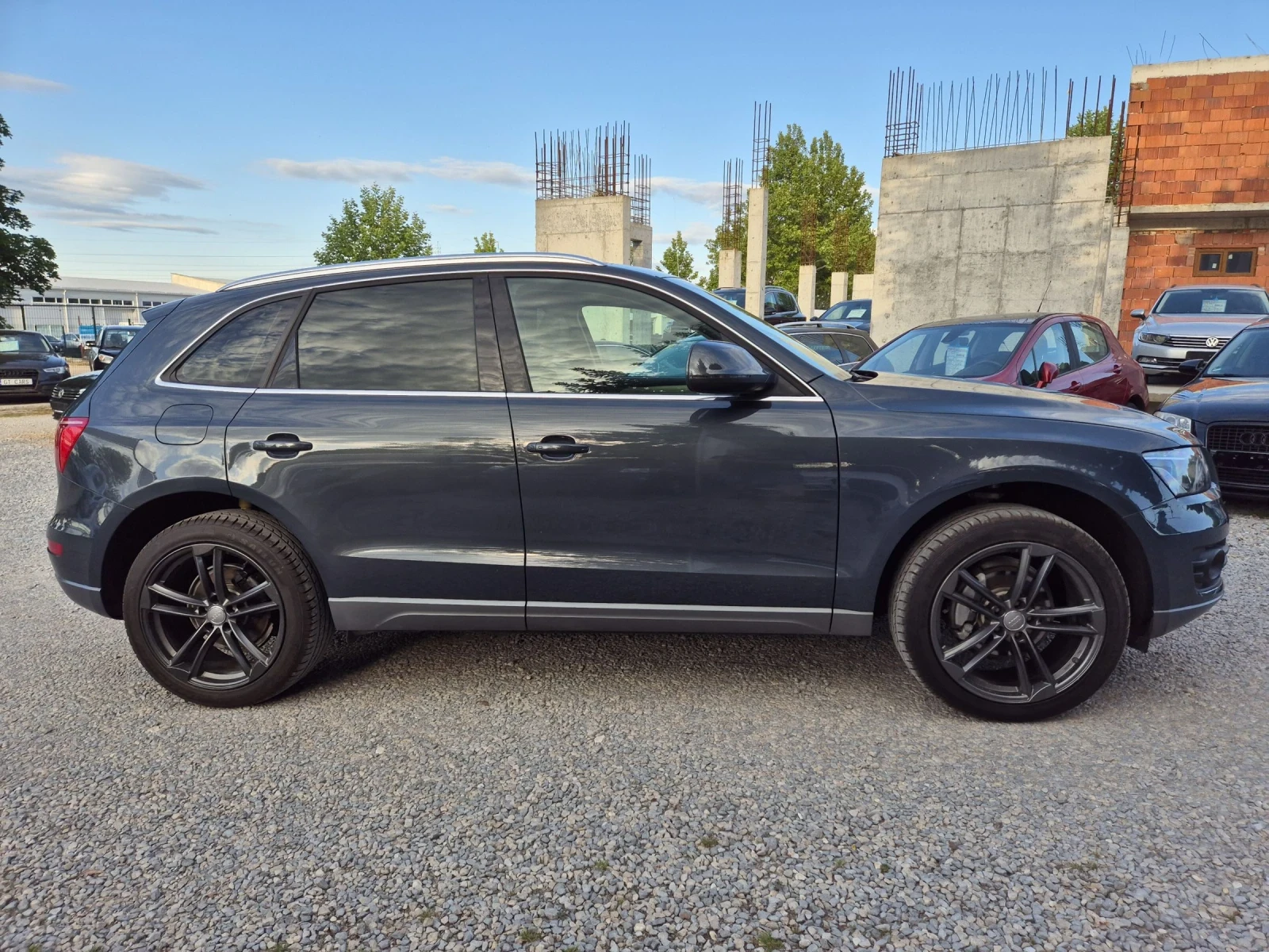 Audi Q5 2, 0T-PANORAMA-4X4 - изображение 3