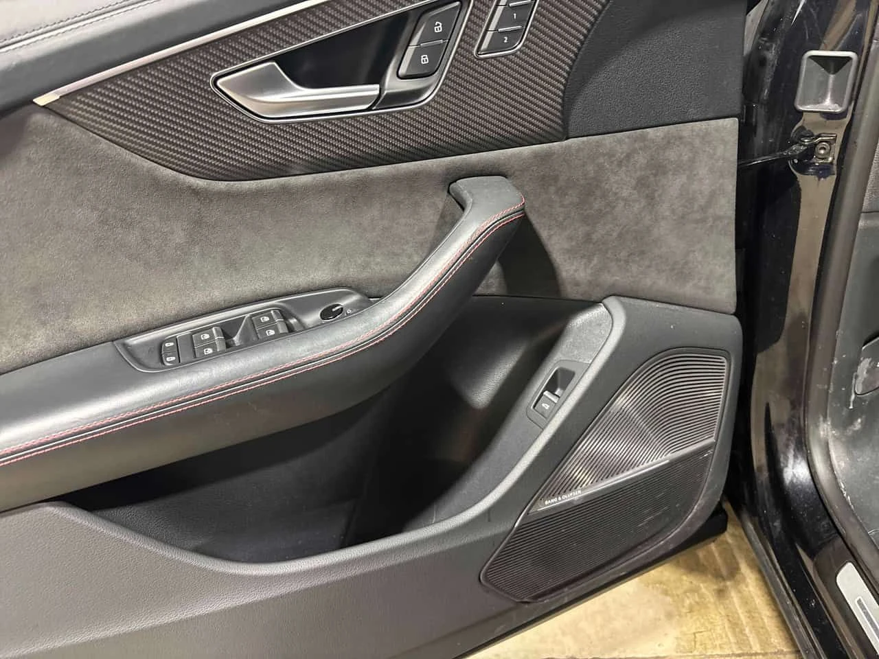 Audi RSQ8 * 4.0 TFSI quattro * CARFAX * B&O* ����* ��������� | Mobile.bg � ����������� 11