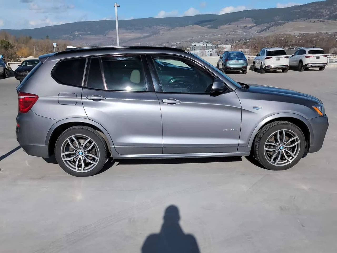 BMW X3 * xDrive28d * 2 КЛЮЧА* ПОДГРЕВ* KEYLESS* , снимка 3 - Автомобили и джипове - 53965632