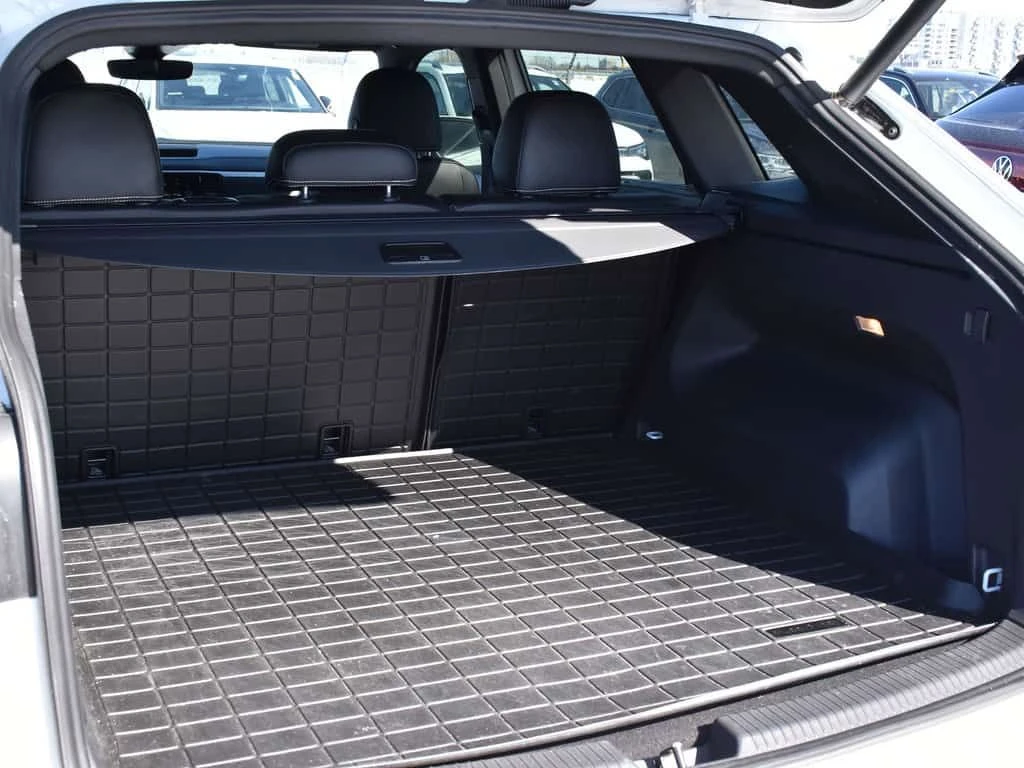 VW Atlas * 4Motion SEL Premium R Line * CARFAX * ЦЕНА ДО БГ, снимка 14 - Автомобили и джипове - 54083063